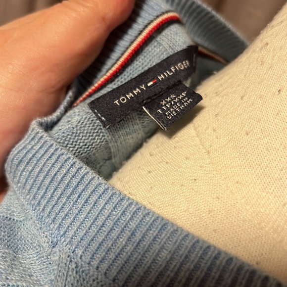 Tommy Hilfiger blue cropped sweater - Picture 3 of 3